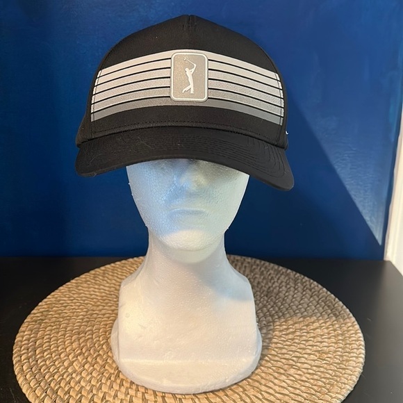 NWOT Men’s Black PGA TOUR Golf Printed Hat - One Size Fits All - Picture 2 of 7